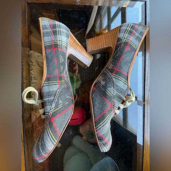 VIVIENNE WESTWOOD for Nine West TARTAN PLAID Fabric & Leather Tie Heels Size 9.5 - Picture 5 of 11